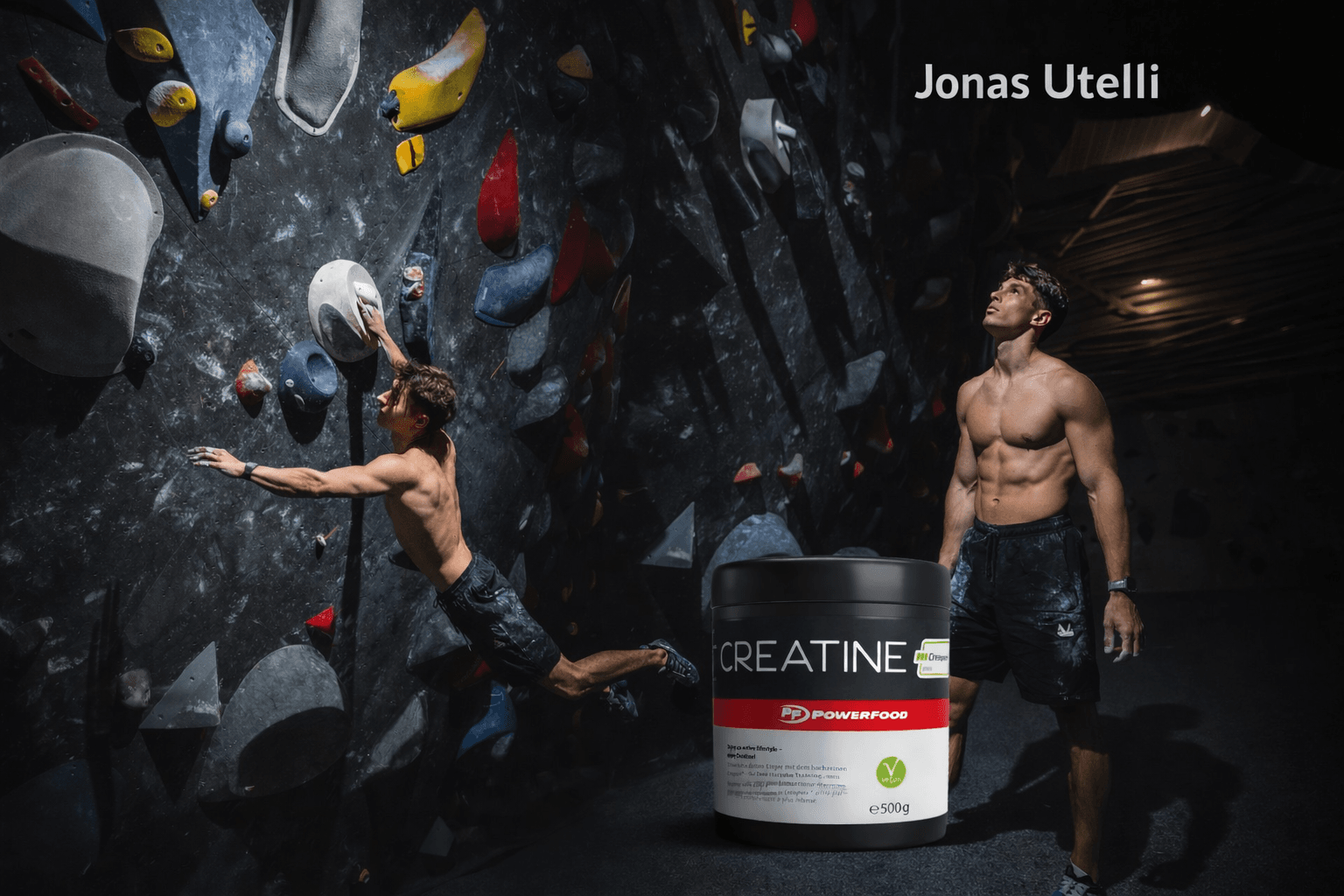 Lezec při silovém tréninku s kreatinem PowerFood pro zvýšení výkonu a síly